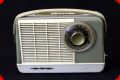 Vintage 50's DUX transistor radio